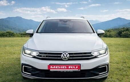 Volkswagen Passat B8 рестайлинг, 2020 год, 2 950 000 рублей, 2 фотография