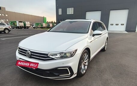 Volkswagen Passat B8 рестайлинг, 2020 год, 2 950 000 рублей, 17 фотография