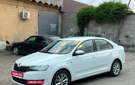 Skoda Rapid I, 2015 год, 899 000 рублей, 3 фотография