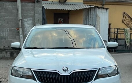Skoda Rapid I, 2015 год, 899 000 рублей, 2 фотография