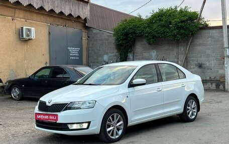 Skoda Rapid I, 2015 год, 899 000 рублей, 10 фотография