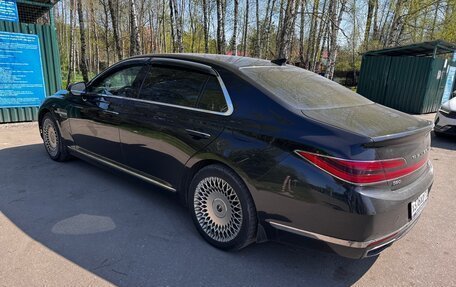 Genesis G90 I рестайлинг, 2021 год, 2 500 000 рублей, 3 фотография