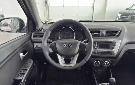 KIA Rio III рестайлинг, 2012 год, 900 000 рублей, 17 фотография