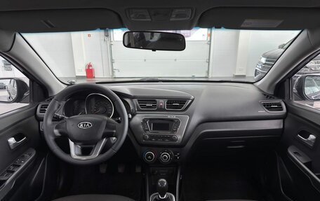 KIA Rio III рестайлинг, 2012 год, 900 000 рублей, 18 фотография