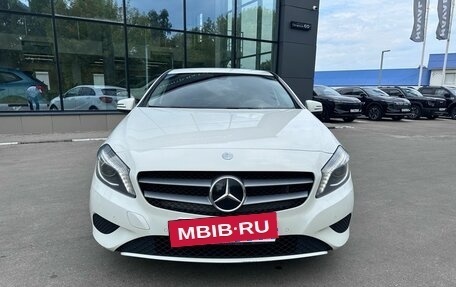 Mercedes-Benz A-Класс, 2015 год, 1 429 000 рублей, 3 фотография