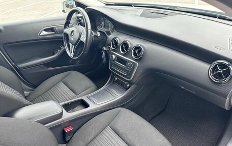 Mercedes-Benz A-Класс, 2015 год, 1 429 000 рублей, 20 фотография