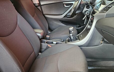 Hyundai Elantra V, 2015 год, 1 157 000 рублей, 13 фотография