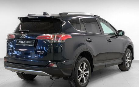 Toyota RAV4, 2018 год, 2 300 000 рублей, 6 фотография