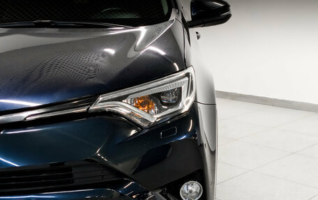 Toyota RAV4, 2018 год, 2 300 000 рублей, 18 фотография