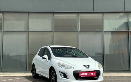 Peugeot 308 II, 2011 год, 499 000 рублей, 2 фотография