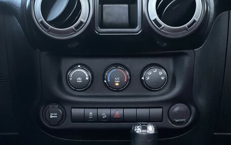 Jeep Wrangler, 2015 год, 3 190 000 рублей, 21 фотография