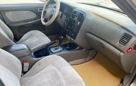 Hyundai Sonata IV рестайлинг, 2002 год, 250 000 рублей, 11 фотография