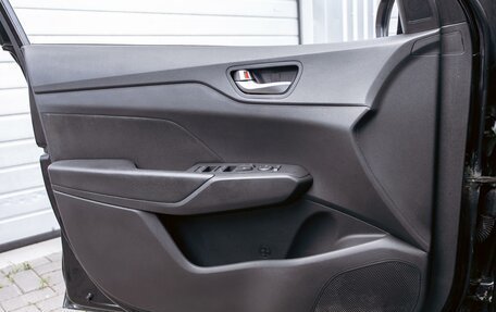 Hyundai Solaris II рестайлинг, 2019 год, 1 295 000 рублей, 12 фотография