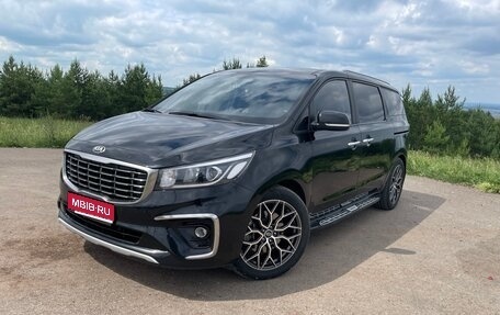 KIA Carnival III, 2019 год, 2 650 000 рублей, 1 фотография