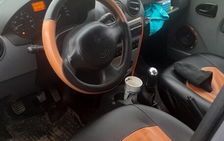 Renault Logan I, 2005 год, 220 000 рублей, 3 фотография