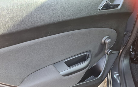 Opel Astra J, 2015 год, 920 000 рублей, 24 фотография