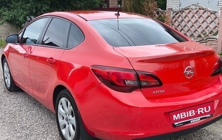 Opel Astra J, 2013 год, 699 000 рублей, 3 фотография