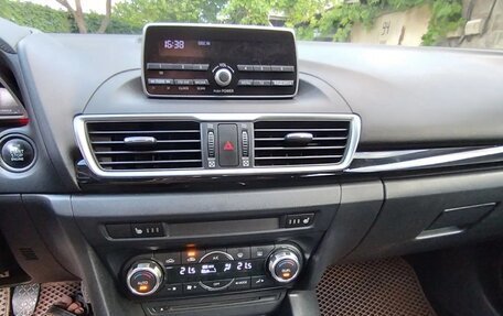 Mazda 3, 2014 год, 1 250 000 рублей, 20 фотография
