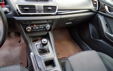 Mazda 3, 2014 год, 1 250 000 рублей, 18 фотография