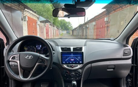 Hyundai Solaris II рестайлинг, 2014 год, 800 000 рублей, 8 фотография