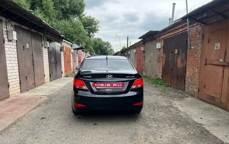 Hyundai Solaris II рестайлинг, 2014 год, 800 000 рублей, 3 фотография