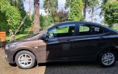 Hyundai Solaris II рестайлинг, 2016 год, 1 130 000 рублей, 2 фотография