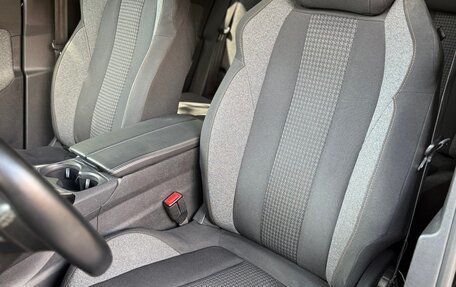 Peugeot 3008 II, 2019 год, 1 580 000 рублей, 21 фотография