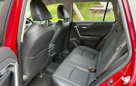 Toyota RAV4, 2019 год, 3 270 000 рублей, 23 фотография