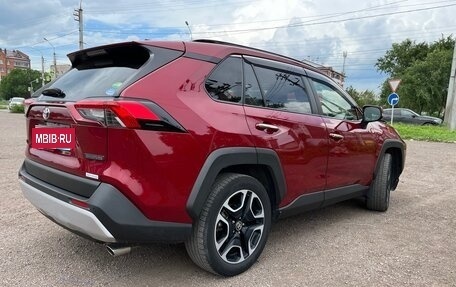 Toyota RAV4, 2019 год, 3 270 000 рублей, 24 фотография
