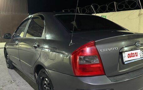 KIA Cerato I, 2005 год, 380 000 рублей, 23 фотография