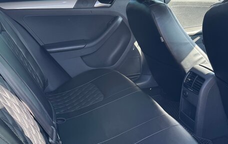 Volkswagen Jetta VI, 2015 год, 130 000 рублей, 5 фотография