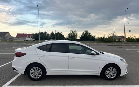 Hyundai Elantra VI рестайлинг, 2019 год, 1 550 000 рублей, 4 фотография