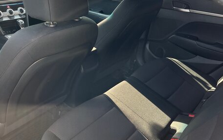 Hyundai Elantra VI рестайлинг, 2019 год, 1 550 000 рублей, 10 фотография