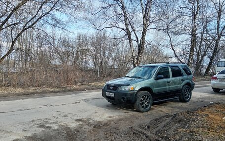 Ford Escape II, 2004 год, 500 000 рублей, 2 фотография