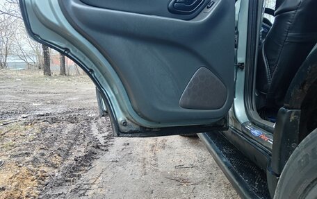 Ford Escape II, 2004 год, 500 000 рублей, 11 фотография