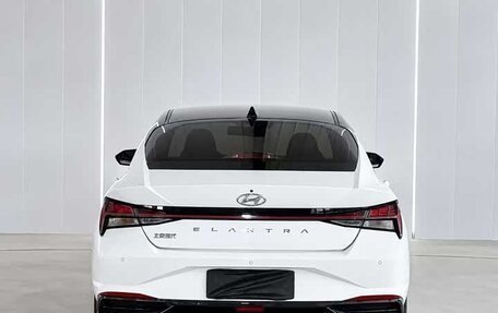 Hyundai Elantra, 2022 год, 1 270 000 рублей, 6 фотография
