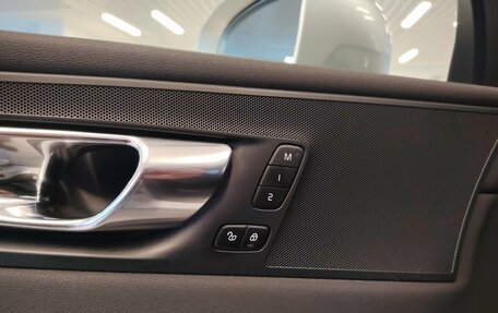Volvo XC60 II, 2020 год, 4 128 000 рублей, 12 фотография