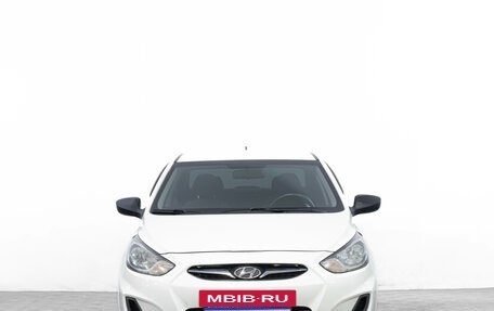 Hyundai Solaris II рестайлинг, 2013 год, 819 000 рублей, 2 фотография