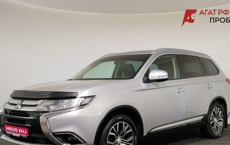 Mitsubishi Outlander III рестайлинг 3, 2017 год, 1 680 000 рублей, 1 фотография