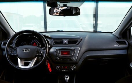 KIA Rio III рестайлинг, 2013 год, 975 000 рублей, 20 фотография