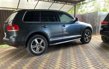 Volkswagen Touareg III, 2004 год, 760 000 рублей, 11 фотография