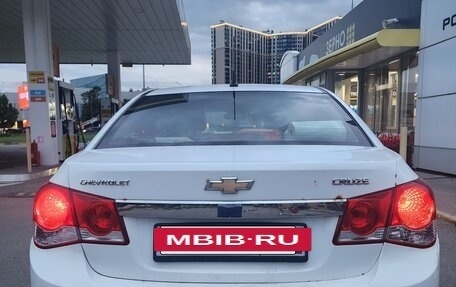 Chevrolet Cruze II, 2011 год, 450 000 рублей, 3 фотография