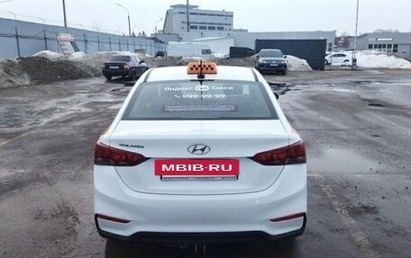 Hyundai Solaris II рестайлинг, 2018 год, 850 000 рублей, 4 фотография