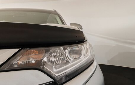 Mitsubishi Outlander III рестайлинг 3, 2017 год, 1 680 000 рублей, 18 фотография