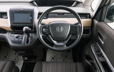 Honda Freed II, 2017 год, 1 499 000 рублей, 15 фотография