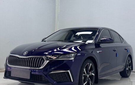 Skoda Octavia IV, 2021 год, 1 950 000 рублей, 2 фотография