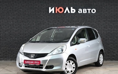 Honda Fit III, 2012 год, 675 000 рублей, 1 фотография