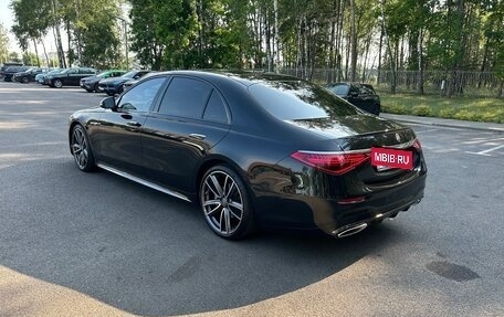 Mercedes-Benz S-Класс, 2023 год, 18 000 000 рублей, 3 фотография
