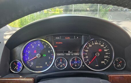 Volkswagen Touareg III, 2007 год, 1 200 000 рублей, 15 фотография
