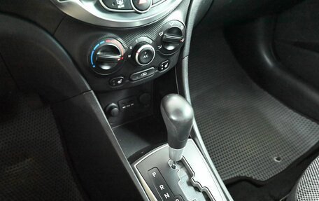 Hyundai Solaris II рестайлинг, 2012 год, 775 000 рублей, 13 фотография